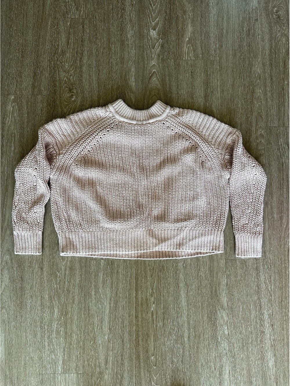 Express Women's blush ribbed sweater